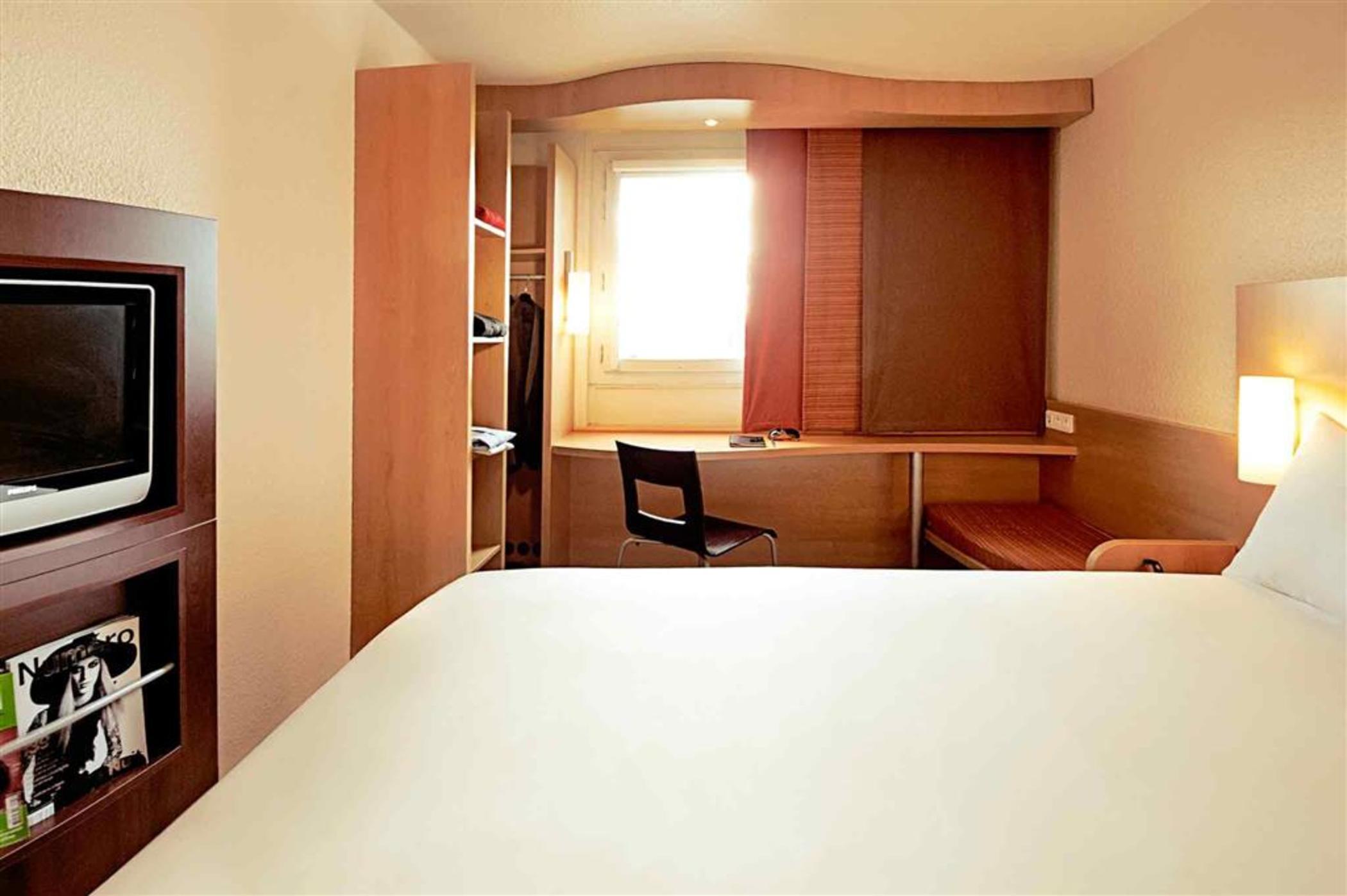 Ibis Madrid Calle Alcala Exterior foto