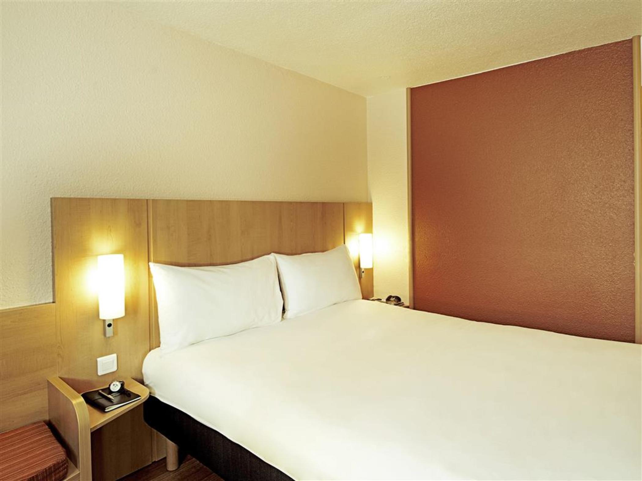 Ibis Madrid Calle Alcala Exterior foto
