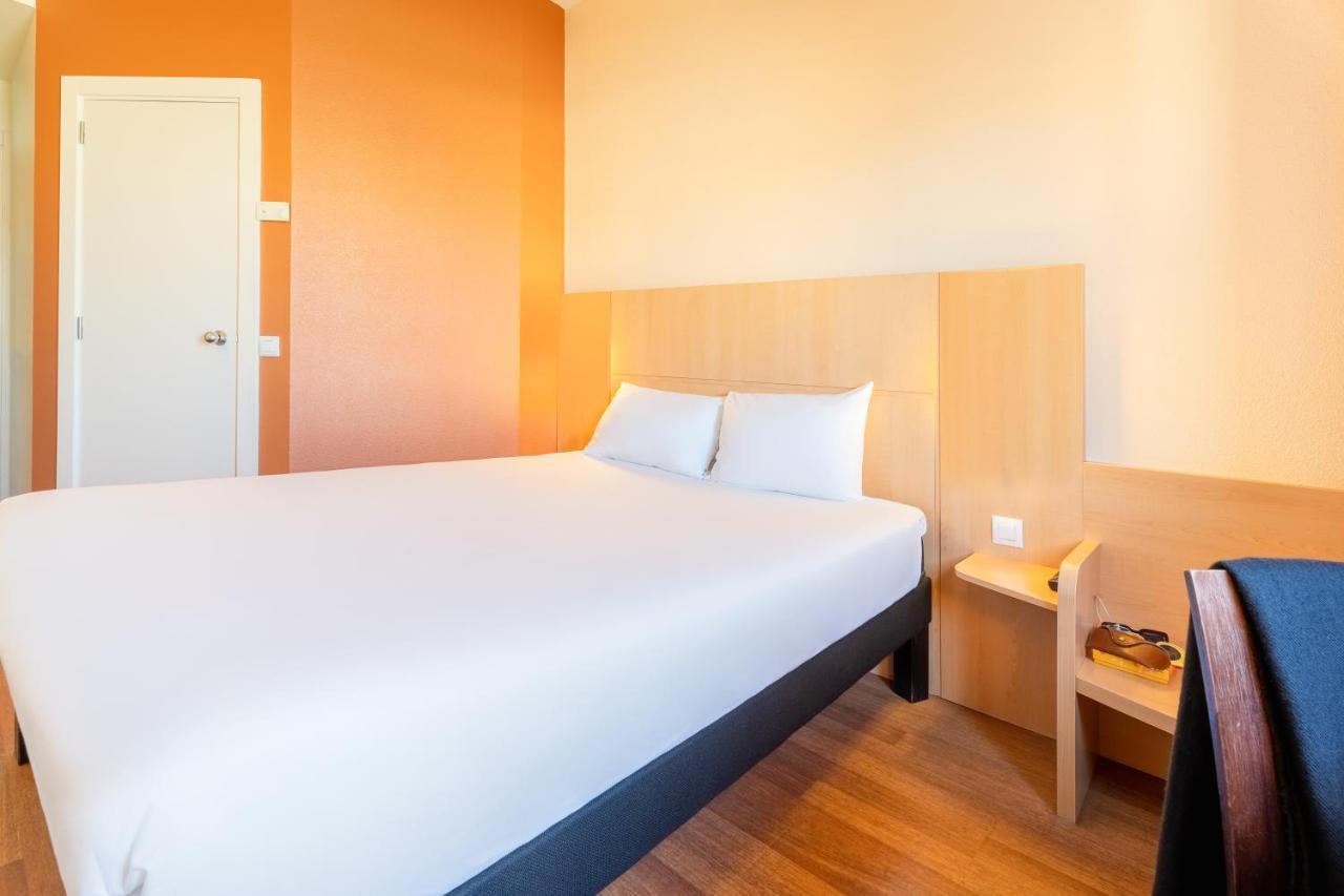 Ibis Madrid Calle Alcala Exterior foto
