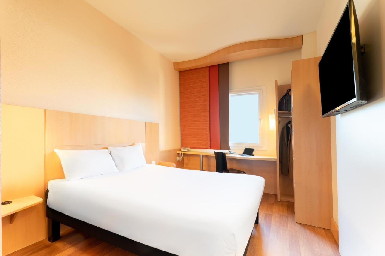 Ibis Madrid Calle Alcala Exterior foto