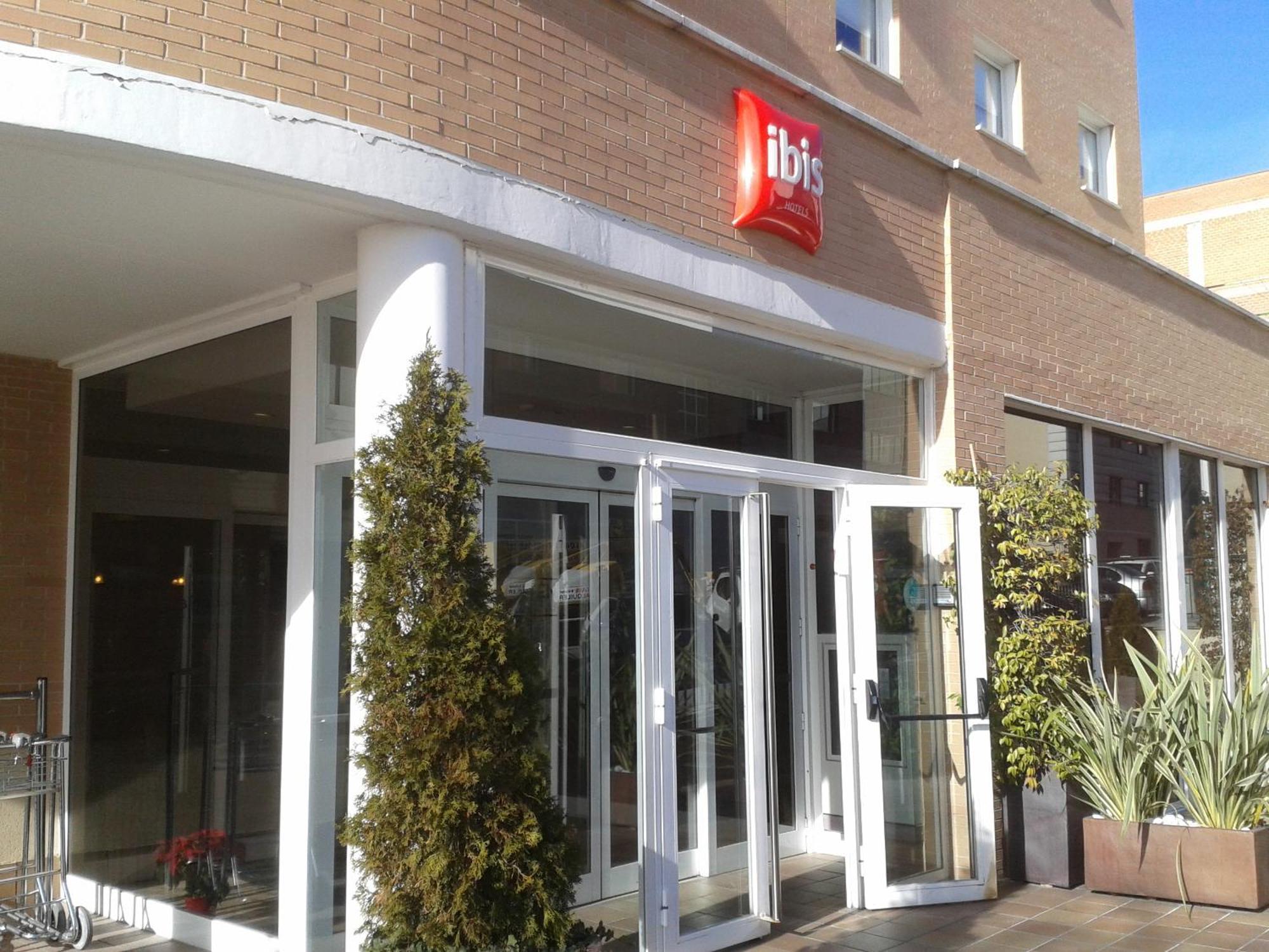 Ibis Madrid Calle Alcala Exterior foto